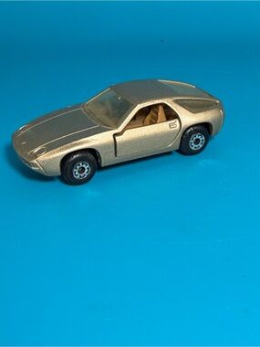 Vintage Matchbox Superfast No 59 Porsche 928 Tan Interior Amber Glass 1979